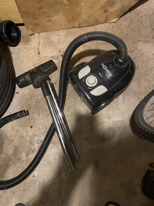 Пилосос  Progres 1800w