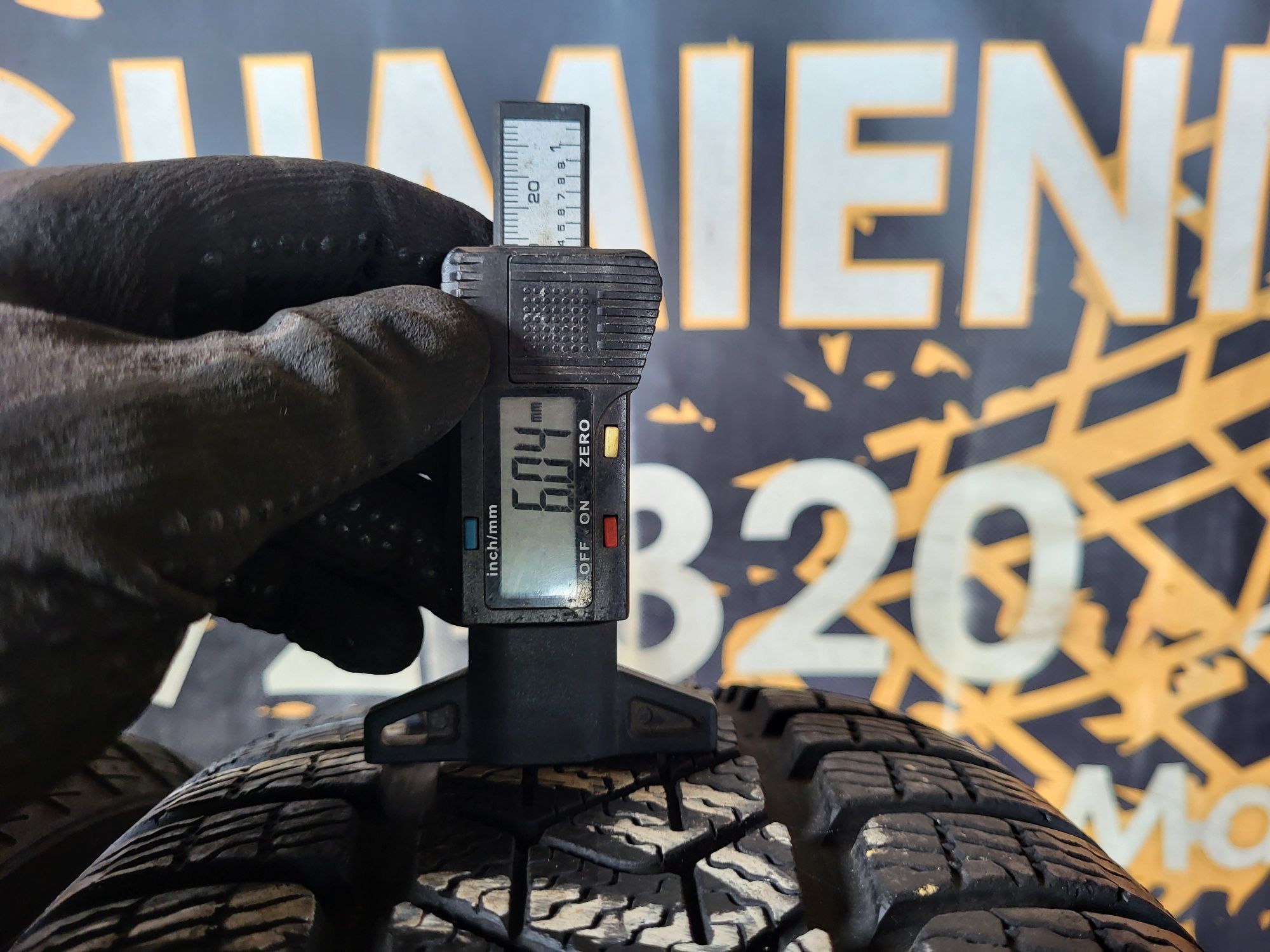 Opony zimowe 205/60/16 Pirelli 21/23rok 6/6,7mm