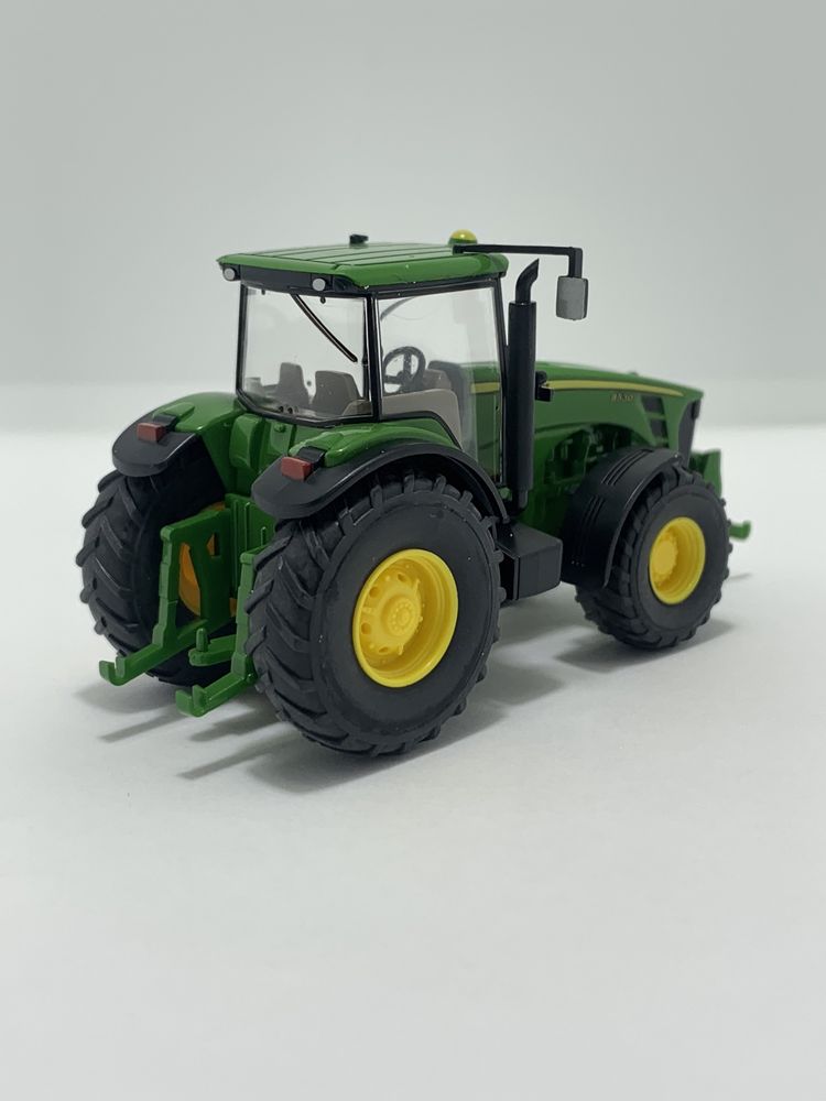 John Deere 8530 da Wiking escala 1/87