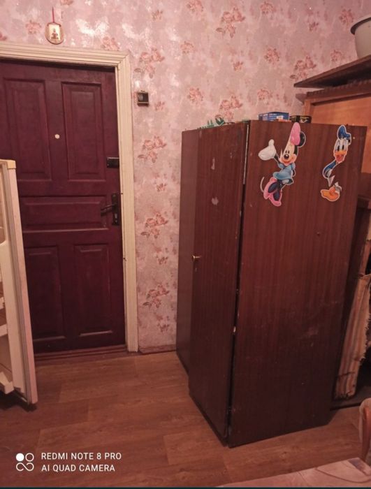 Здається кімната в гуртожитку в Тяжилові