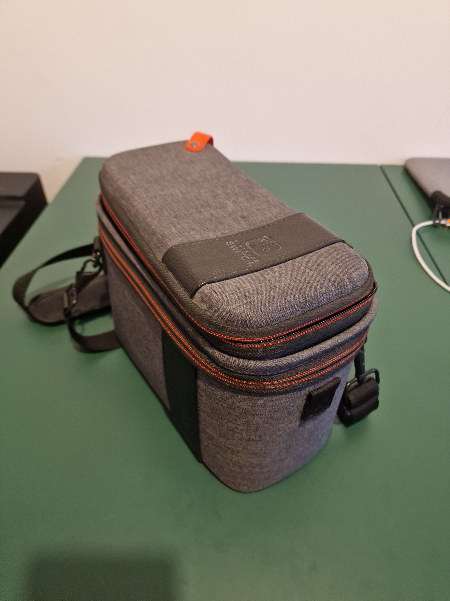 Walizka PDP Pull-N-Go Etui na Nintendo Switch v2 Oled