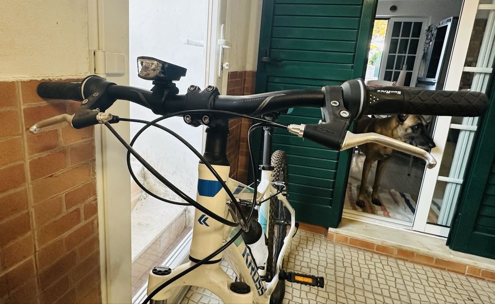 Bicicleta de mukher “Kross”