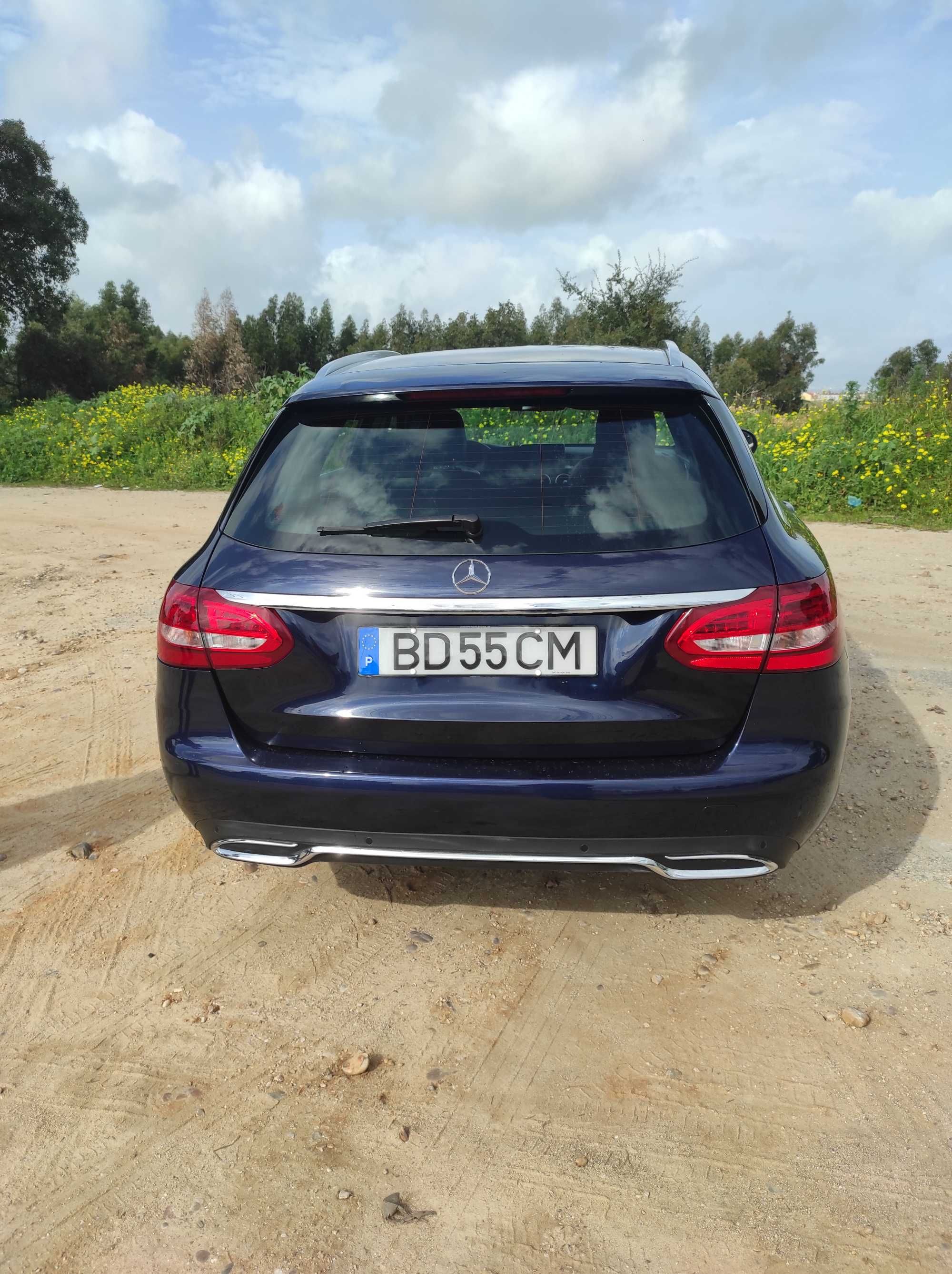 Mercedes-Benz C 220 BlueTEC Avantgarde – IMPECÁVEL