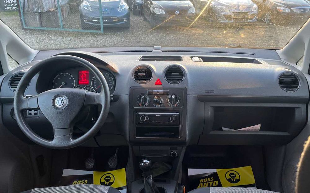 Volkswagen Caddy 2009