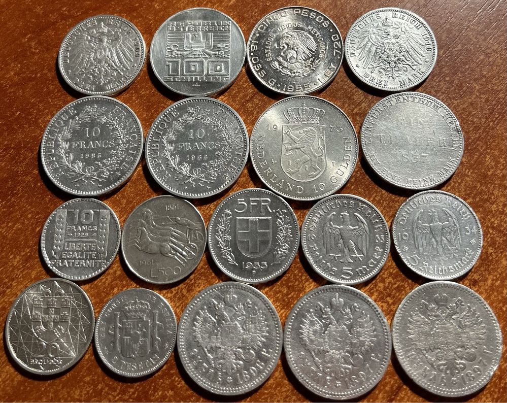 Серебряные монеты мира 20 штук разных годов и номиналов лот 1.