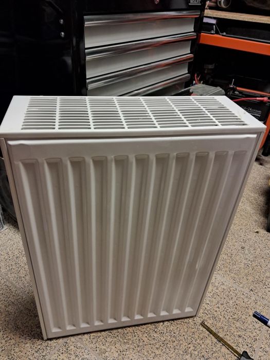 Grzejniki z demontażu panelowe, różne wymiary