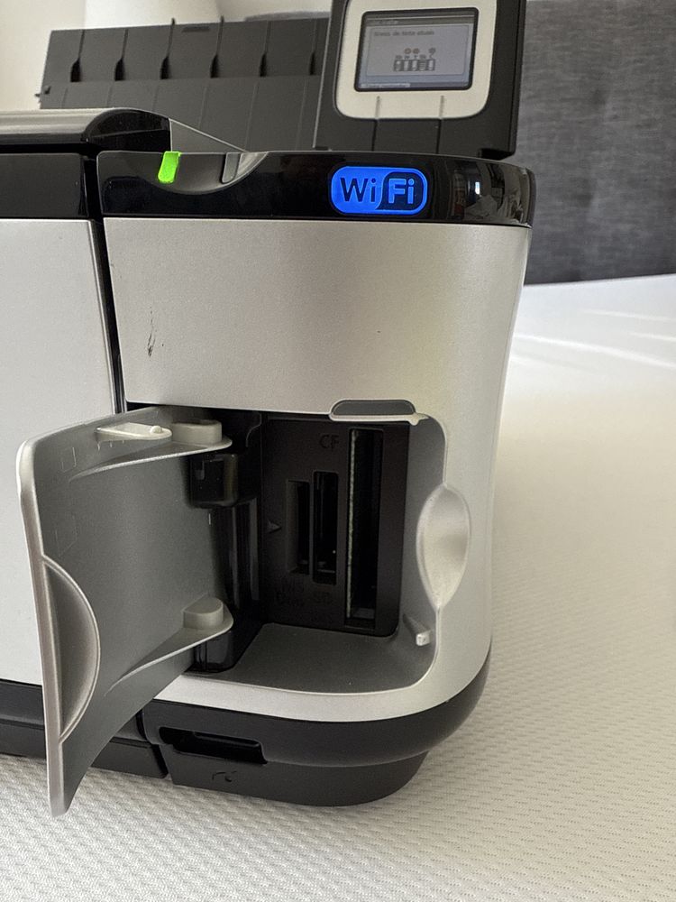 Impressora Multifunções Canon MP560