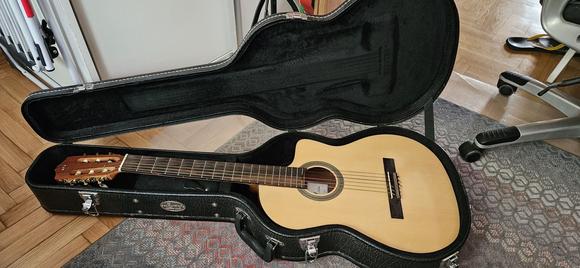 Gitara elektro klasyczna Cordoba Protegè C1M CET