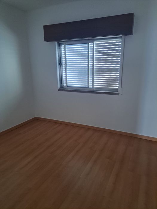 T1 equipado em Monte Abrão