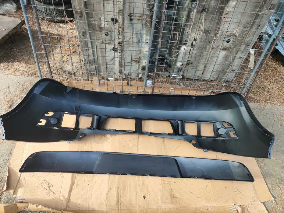 Zderzak tył tylny Renault Megane II 2 listwa NOWY