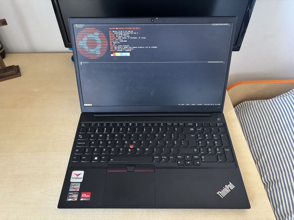 Portátil Lenovo Thinkpas E15 Gen3 1TB AMD Ryzen 5 16GB