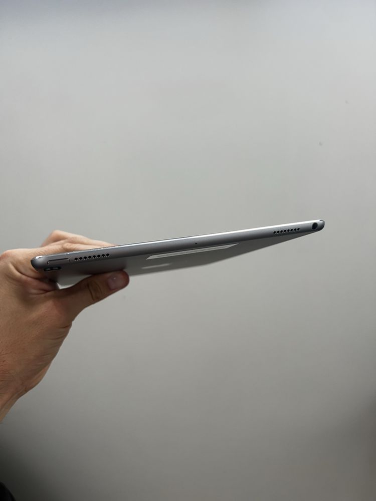 Apple iPad Pro 10.5 Wifi 256gb Space Gray 120 герц екран