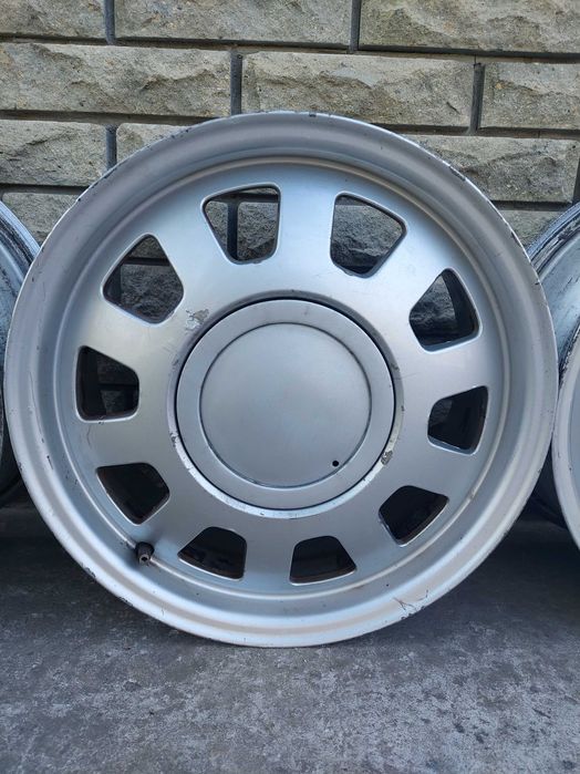 Ковані диски Audi VAG R15  6J 15H2 ET45 ковка надлегкі 5,1 кг  +10 л.с