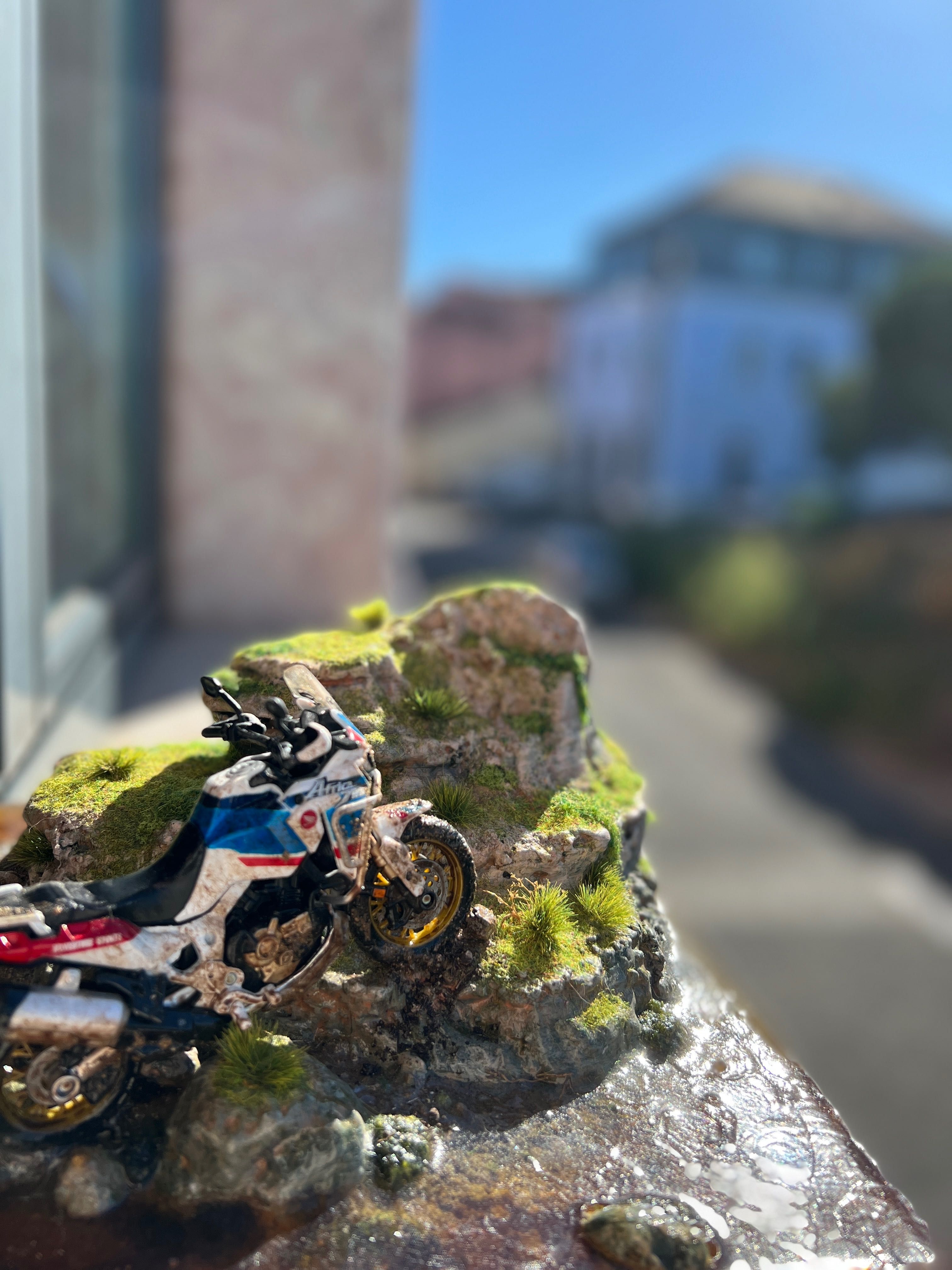 Diorama Africa Twin 1/18