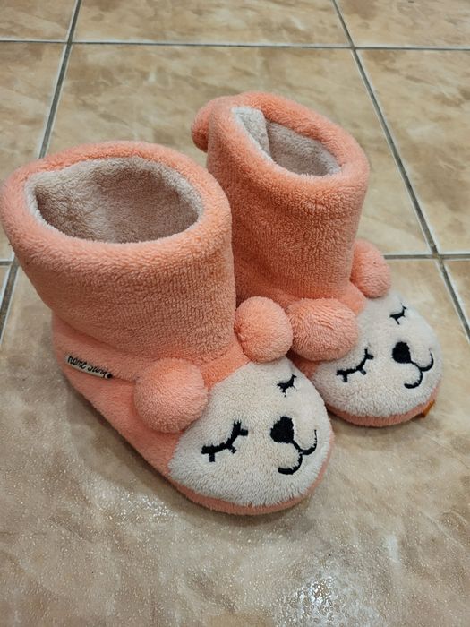 Теплі тапочки в садочок