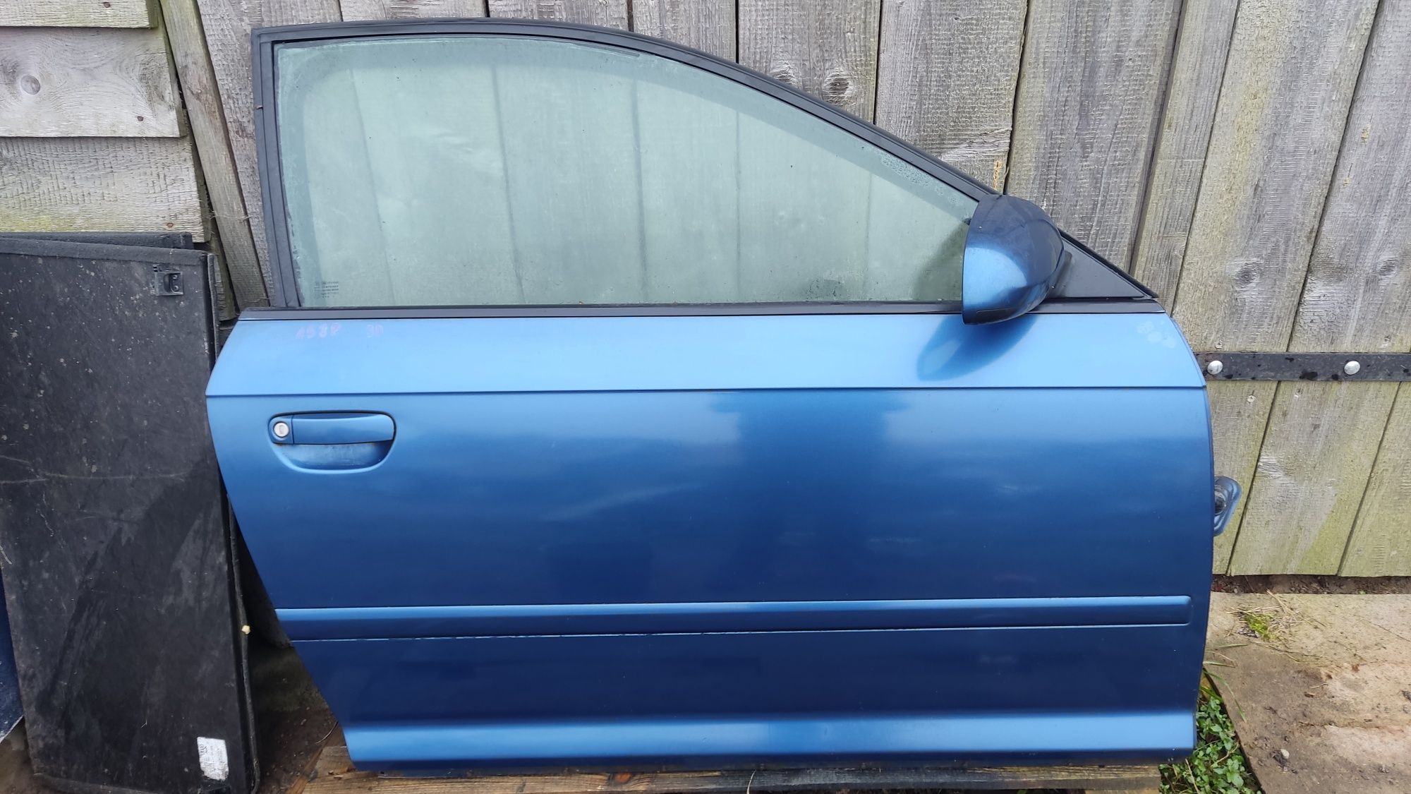 Drzwi prawe audi a3 8p 3d lz5c
