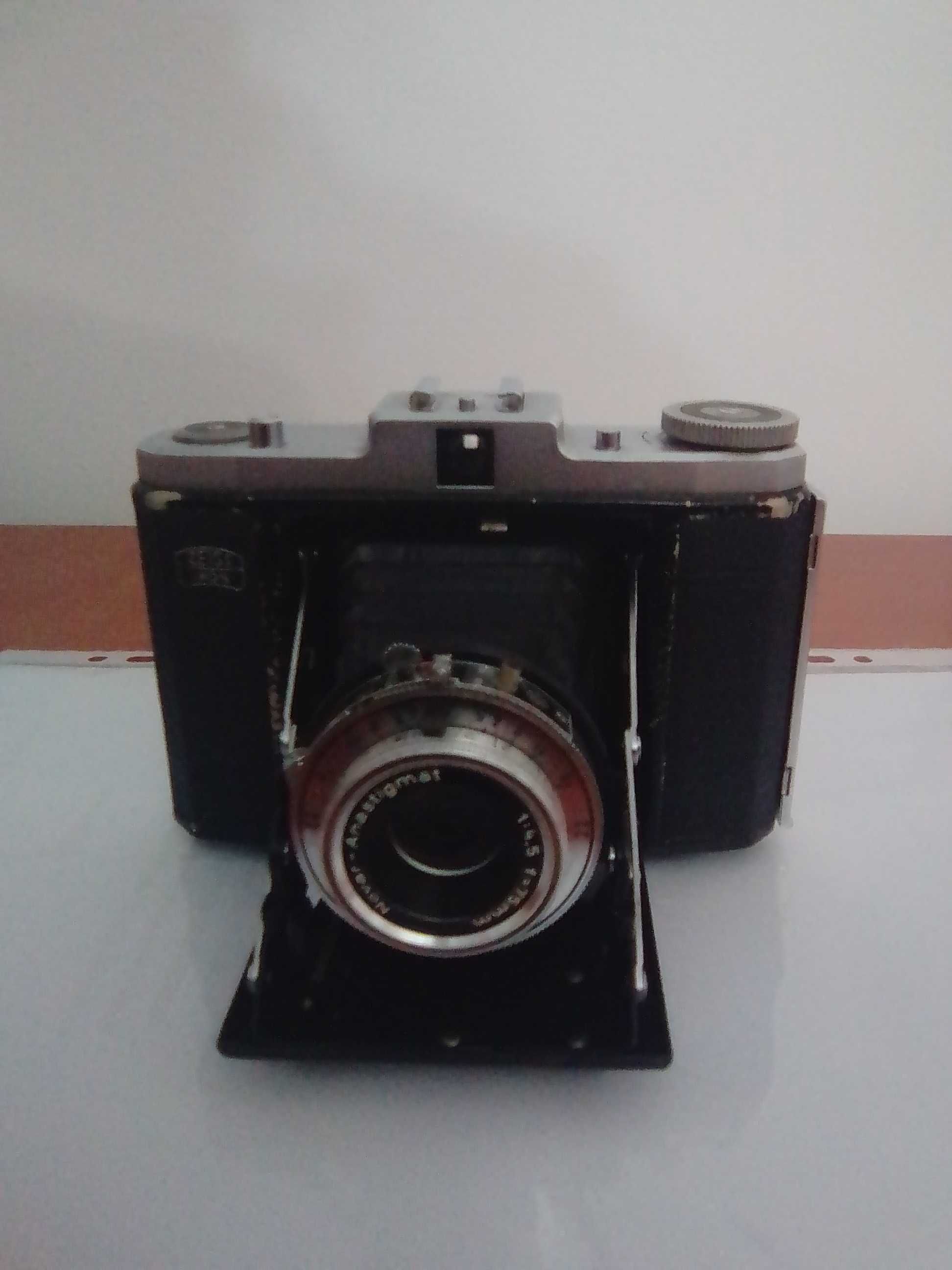 Máquina Fotográfica Zeiss Ikon nettar