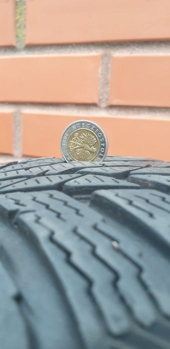 Nokian WR D4 205/55/R16 zimówki 5mm