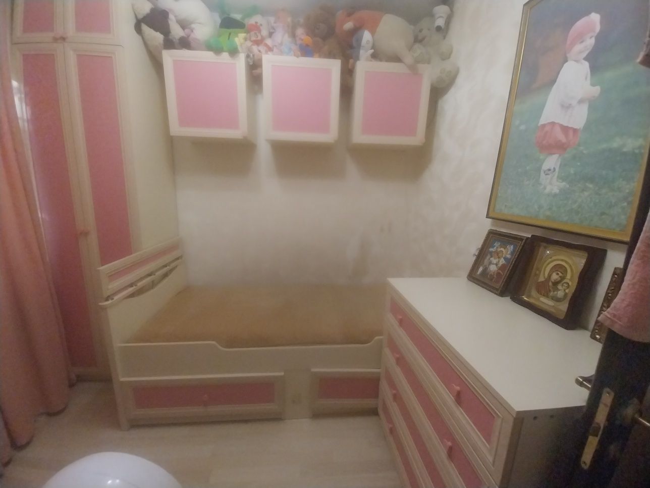 Продам детскую мебель