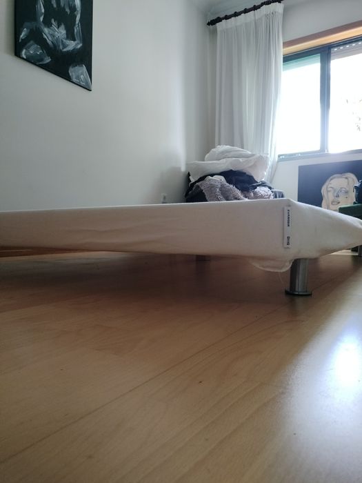 Cama Sommier de Casal com Estrado de Ripas