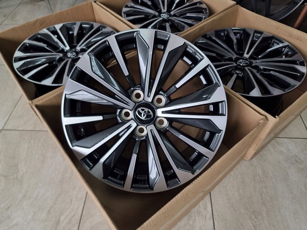 Nowe Felgi 17 Cali Toyota Allion Avalon Avensis Camry Corolla 5x114,3