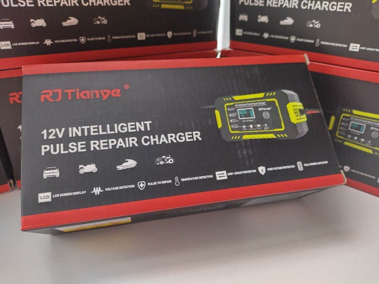 Зарядное устройство RJTianye 12V 6A 2Ah-100Ah (RJ-C120501A)
RJTianye (