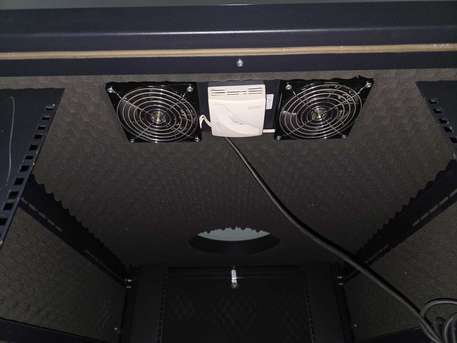 Bastidor OLIRACK19 – Armário Industrial Insonorizado