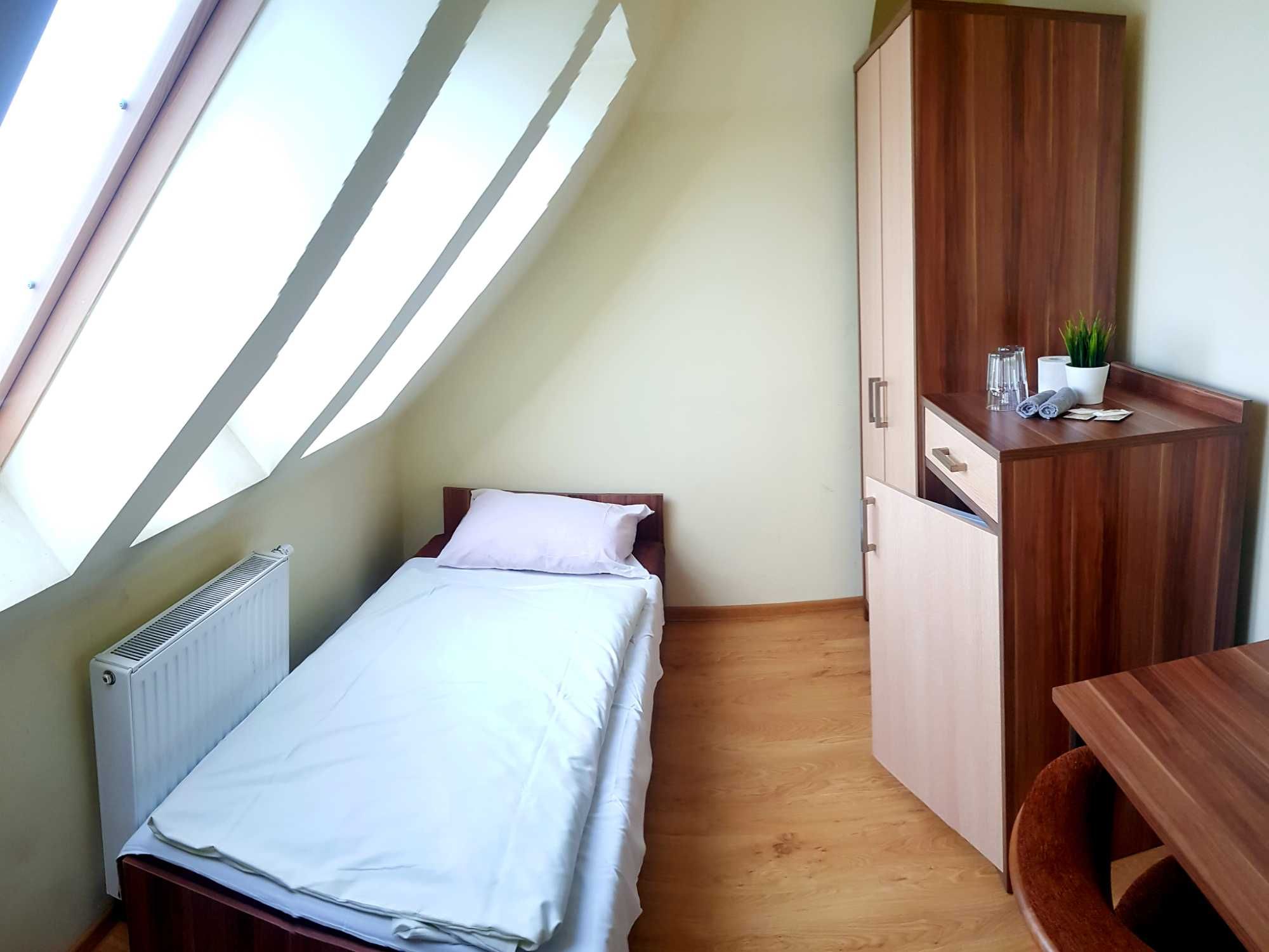 Noclegi tanie pokoje Świnoujście centrum blisko morza Hostel Rentumi