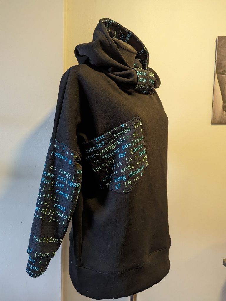 Auri&Lili bluza oversize z kodem dla programistki M