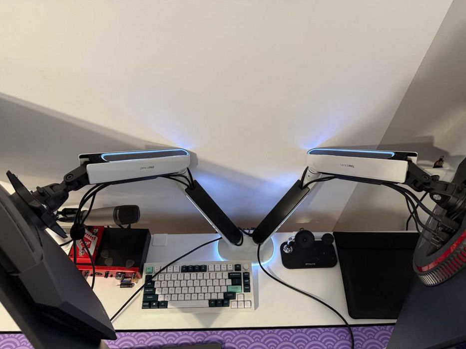 Кронштейн для монітора OfficePro MA902 RGB White