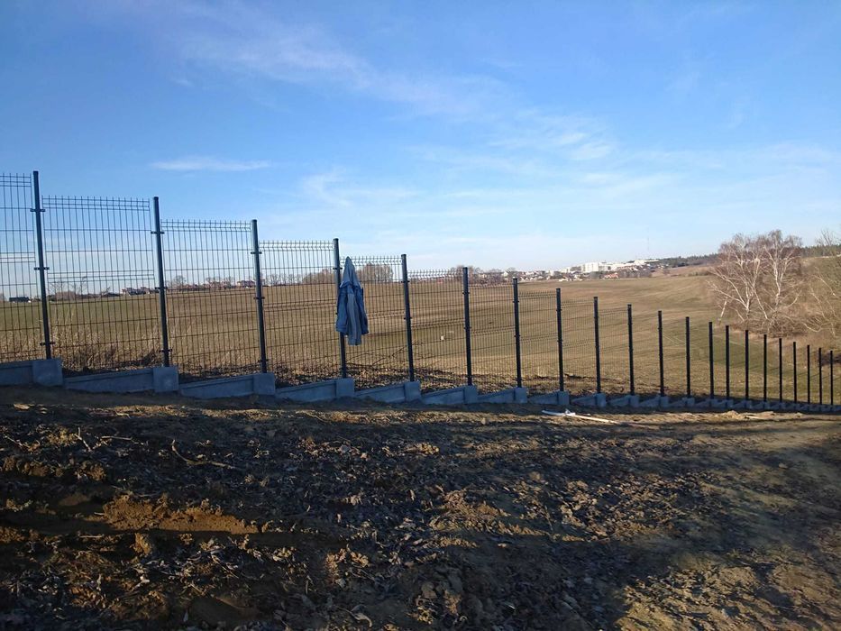 ogrodzenia ogrodzenie panelowe panele słupki brama furtka płot palety