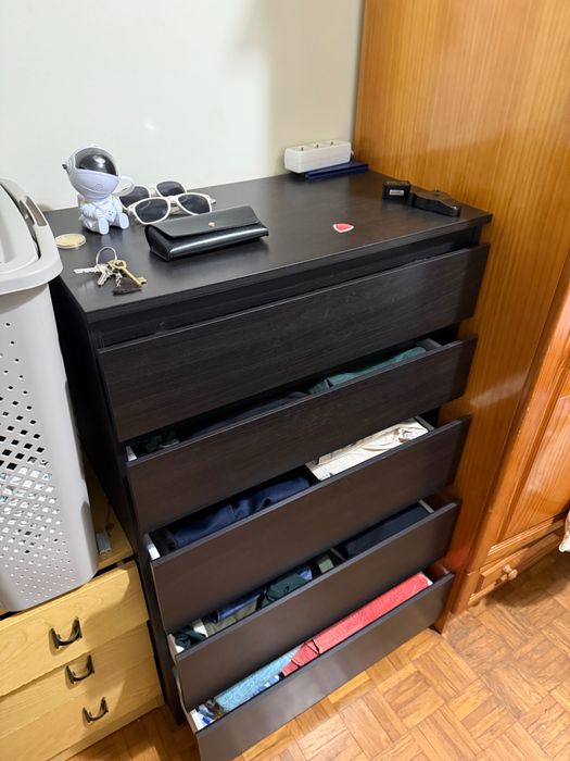 Gaveteira IKEA 5 gavetas preta