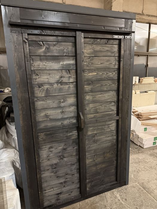 Szafa Drewniana zewnetrzna 2,33h 130 szer x70 gleb 3300zl