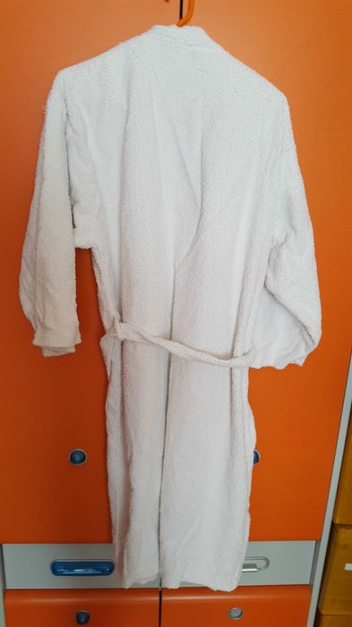 biały szlafrok frote rozmiar S na M