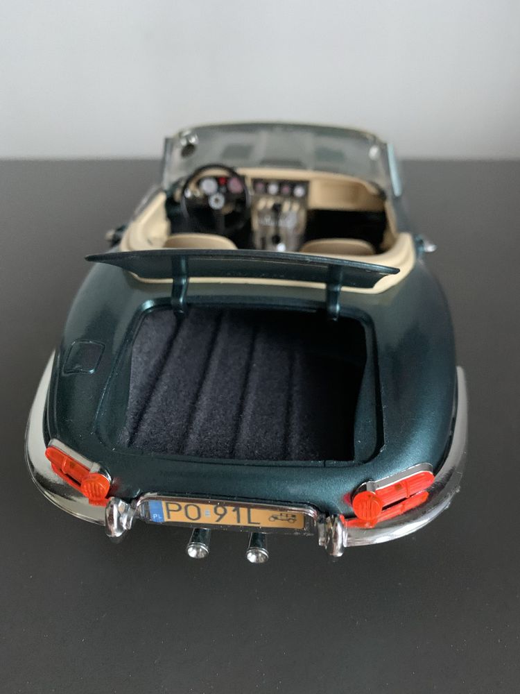 Jaguar e-type 1:18 bburago tuning