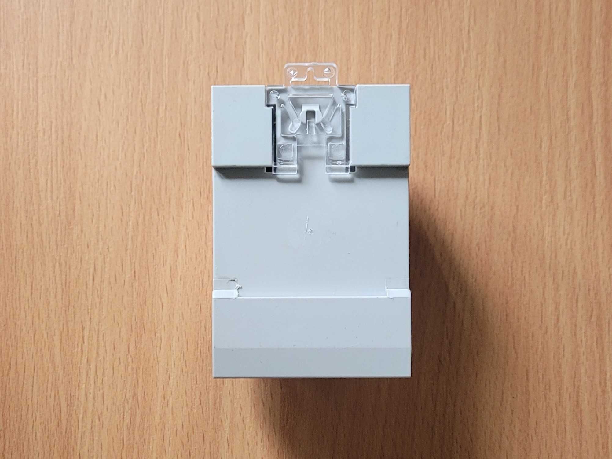 Multimetr DIN LCD AC 250–450V jednofazowy z transformatorem