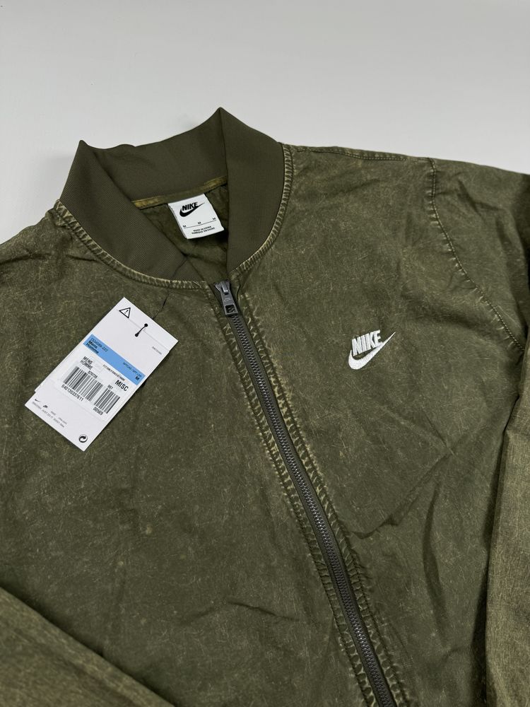 Оригінальний Бомбер Nike Club Woven
