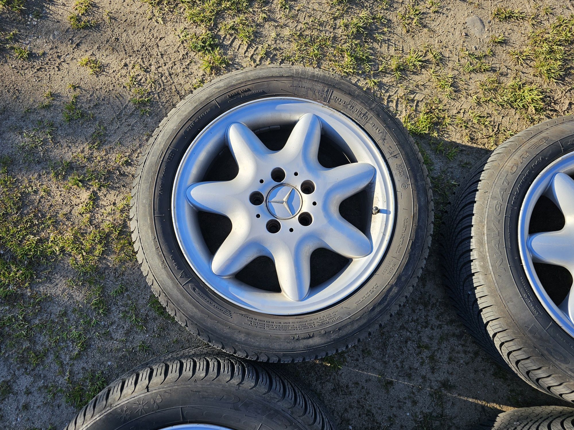 Koła 205/55 R16 et37