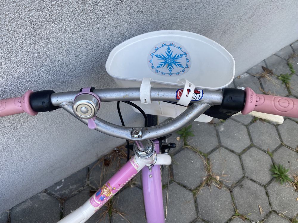 Bicicleta menina