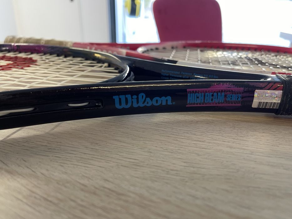 Raquete de Tênis Wilson Sting Tour Lite High Beam Series