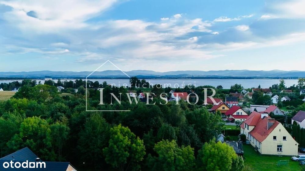 Działka przy Jeziorze