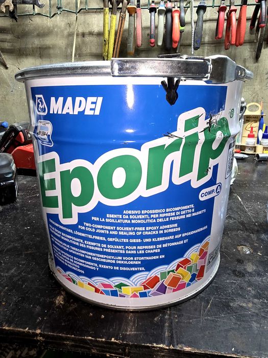 Żywica epoksydowa do naprawy podłóg