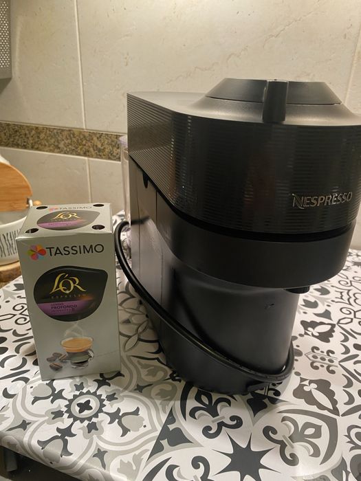 Maquina de cafe nespresso vertuo