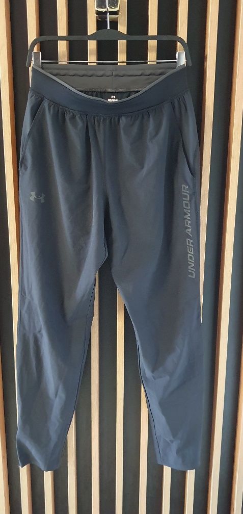 Spodnie Under Armour rozmiar M