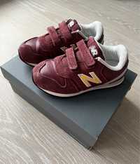 Buty dziecięce New Balance rozmiar 25,5