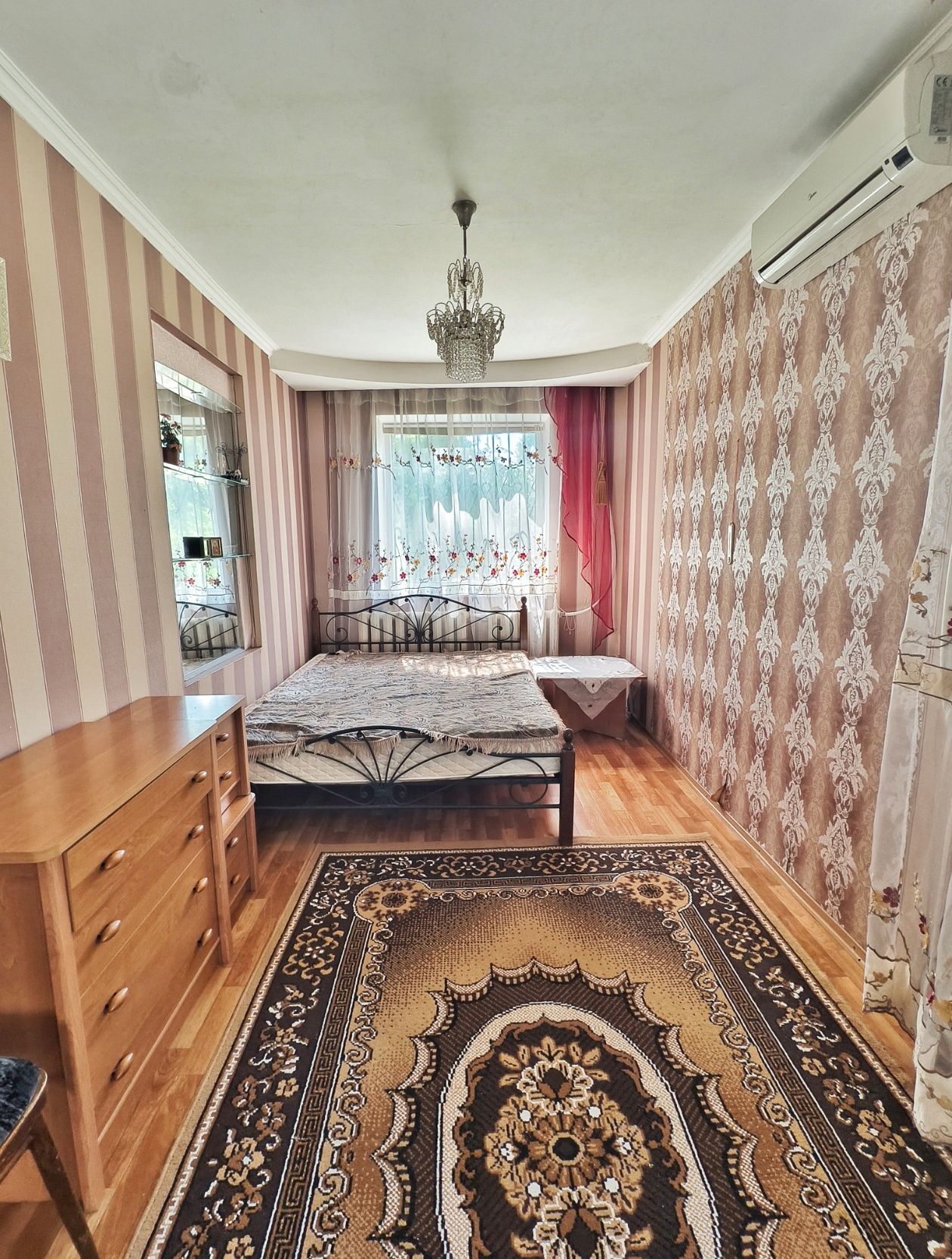 Продам квартиру 2к. р-н , Автовокзал, Жилищный сертификат.
