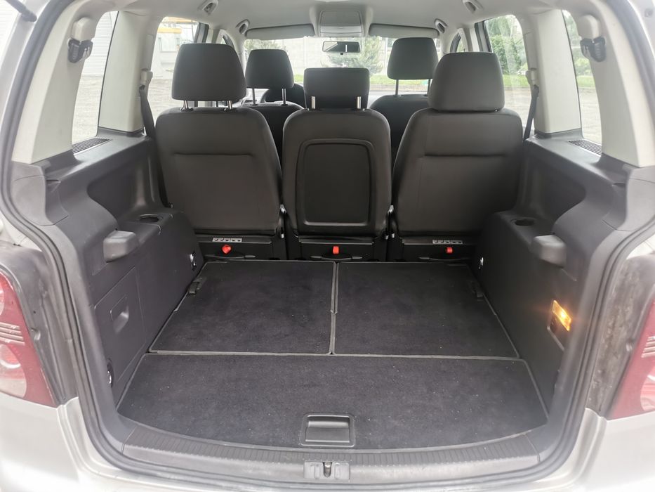 Продам 7містний Фольксваген Туран 2009, 1,6MPI