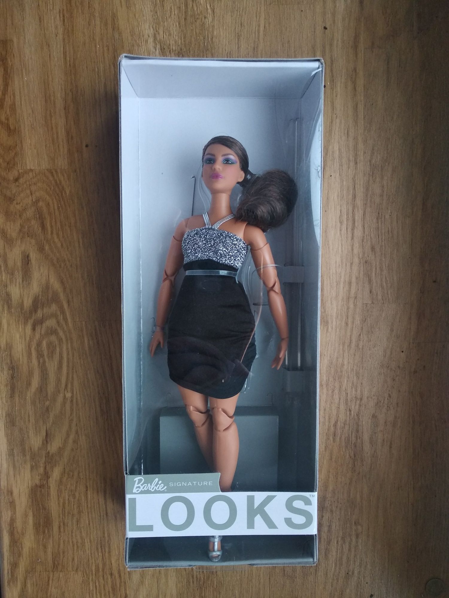 Mattel Barbie Looks 12 пишка барбі лукс лялька