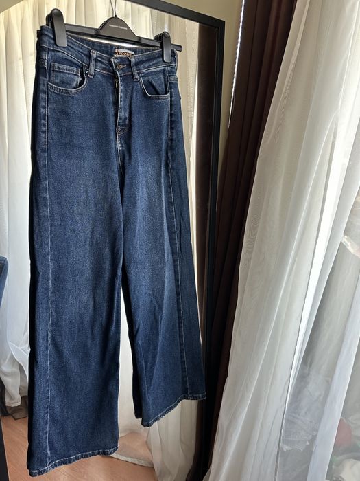 Женские джинсы палаццо темно синие м размер 26