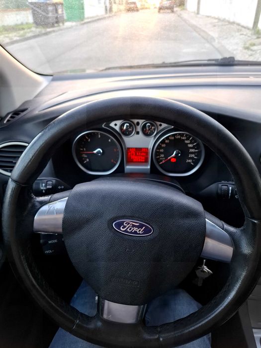 Caro a venda Ford Focus Trend